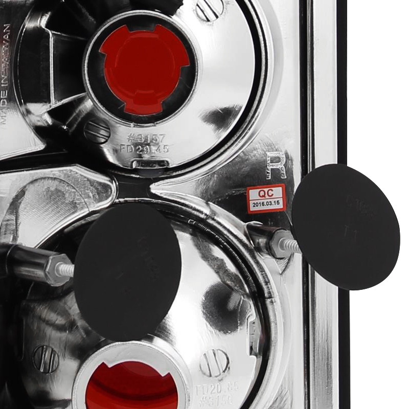 1995-1997 Ford Explorer Tail Lights (Chrome Housing/Clear Lens
