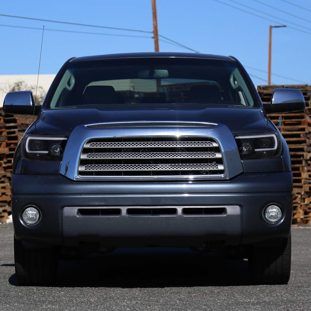 2007-2013 Toyota Tundra/ 2008-2017 Sequoia LED C-Bar Projector