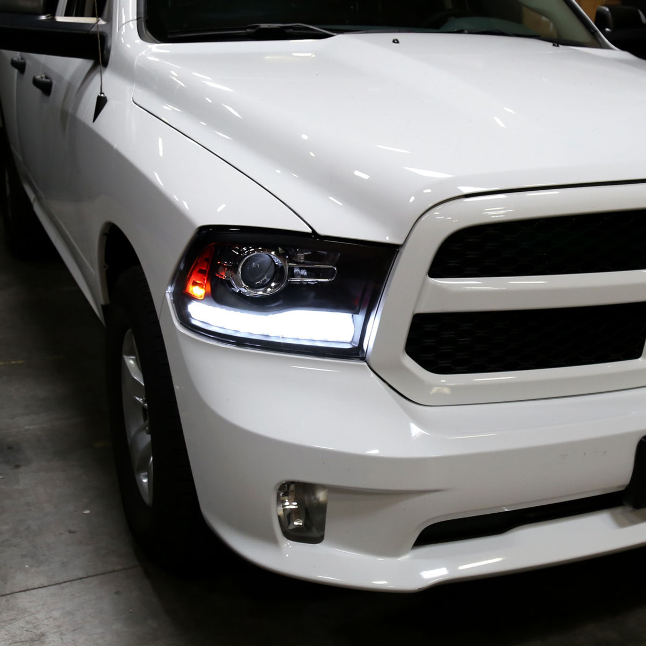 2009-2018 Dodge RAM 1500 / 2019-2021 RAM Classic / 2010-2018 RAM