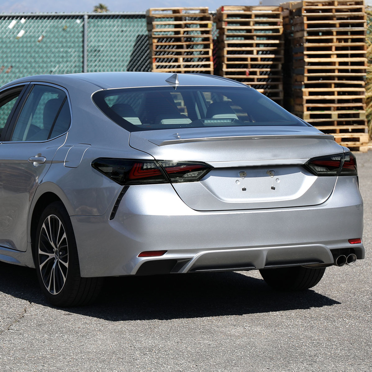 2020 camry tail lights