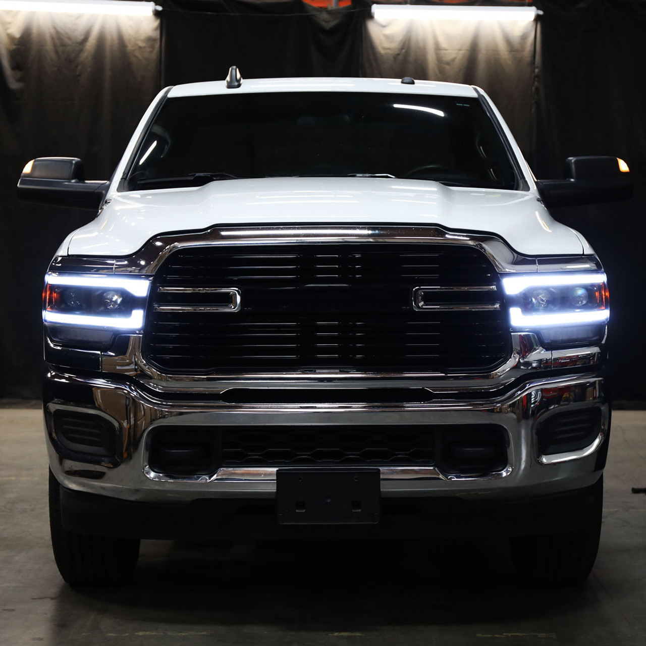 2019-2022 Dodge RAM 2500/3500/4500/5500 Switchback Sequential LED Turn  Signal Projector Headlights (Matte Black Housing/Clear Lens) - Spec-D Tuning
