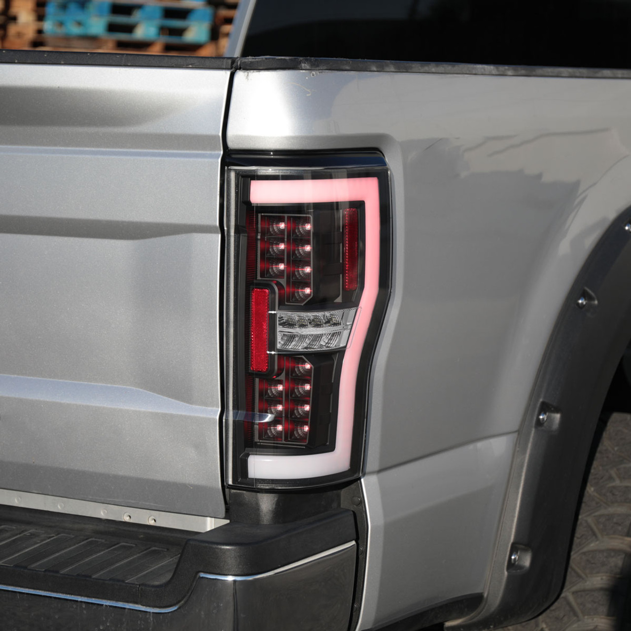 2017-2019 Ford F-250/F-350/F-450/F-550 White LED Bar Tail Lights