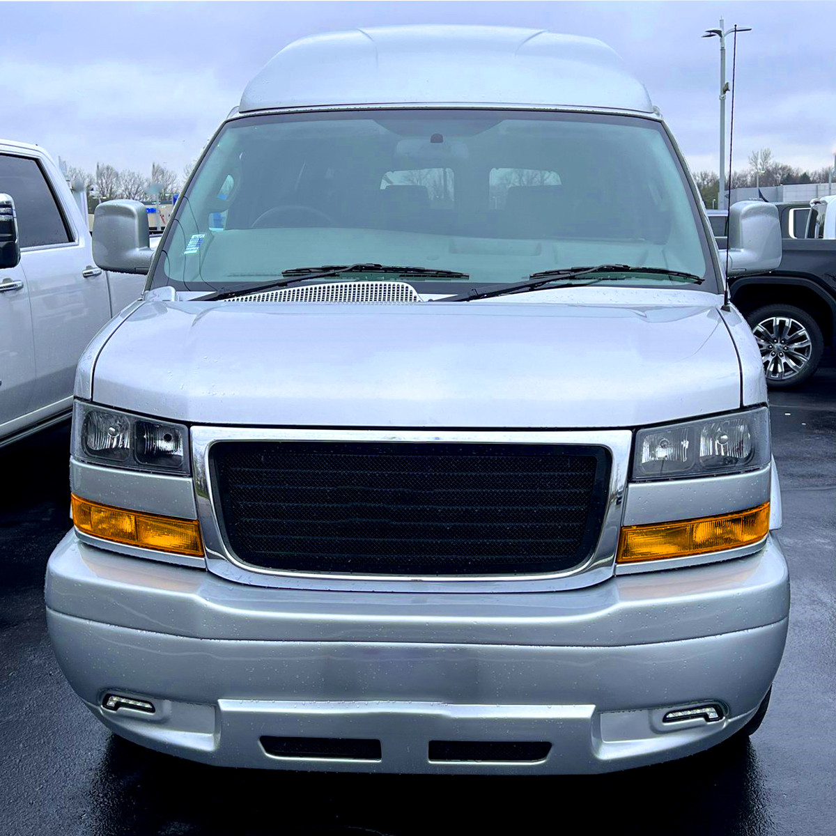 Turn Signals For GMC Savana 3500 Black Housing Clear Lens Turn Signal Lights For 2003-2023 Chevy Express/GMC Savana Express Savana Turn Signals Turn Signals For GMC Savana 3500 Black Housing Clear Lens Turn Signal Lights For 2003-2023 Chevy Express/GMC Savana Express Savana Turn Signals