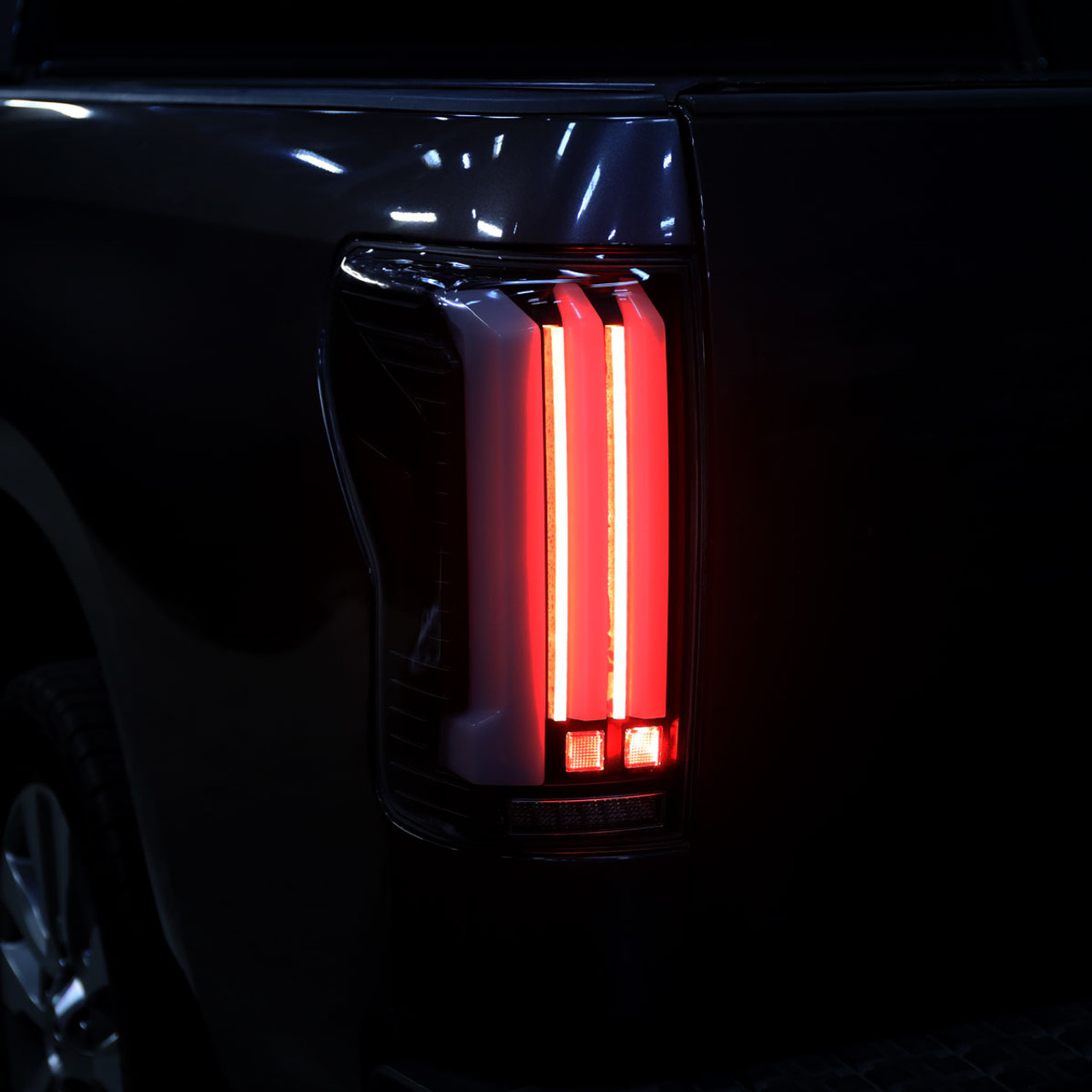 2007-2013 Toyota Tundra Sequential White LED Bar Tail Lights