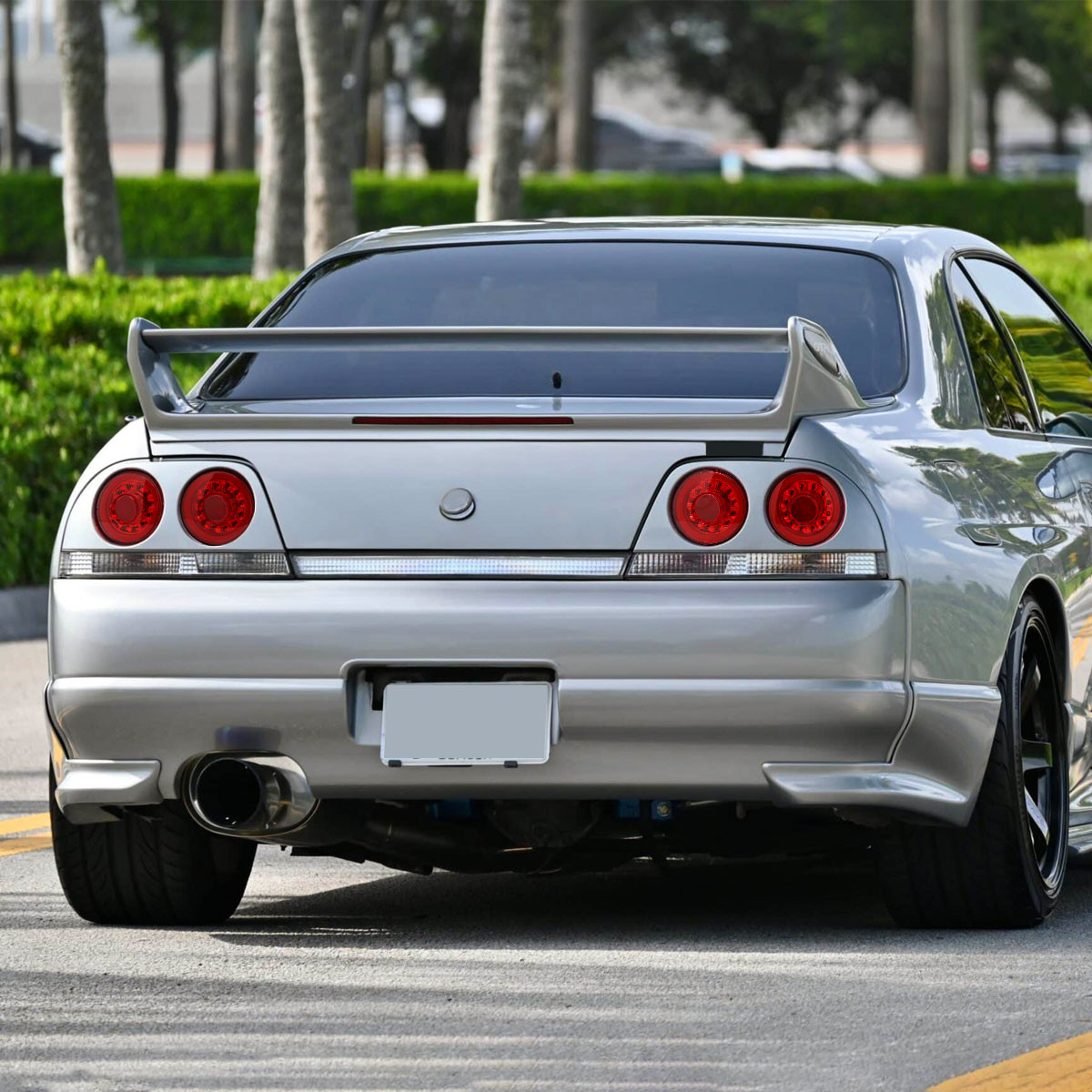 1995-1998 Nissan Skyline GT R33 JDM Red LED Tail Lights (Chrome 1995-1998 Nissan Skyline GT R33 JDM Red LED Tail Lights (Chrome