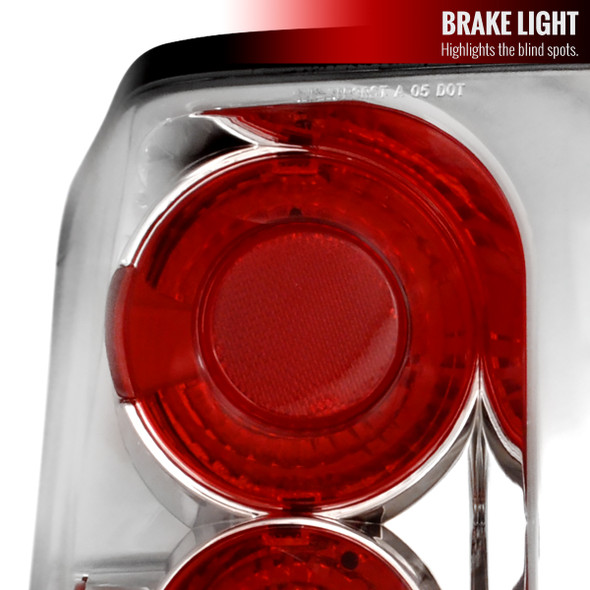 2005-2006 Jeep Grand Cherokee Tail Lights (Chrome Housing/Clear Lens)