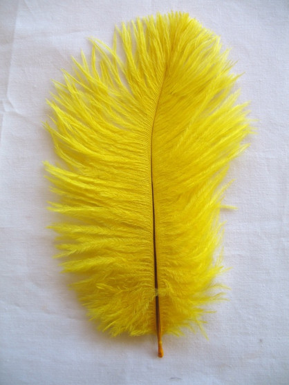 Yellow Mini Ostrich Feathers 5-8 Inch per Dozen