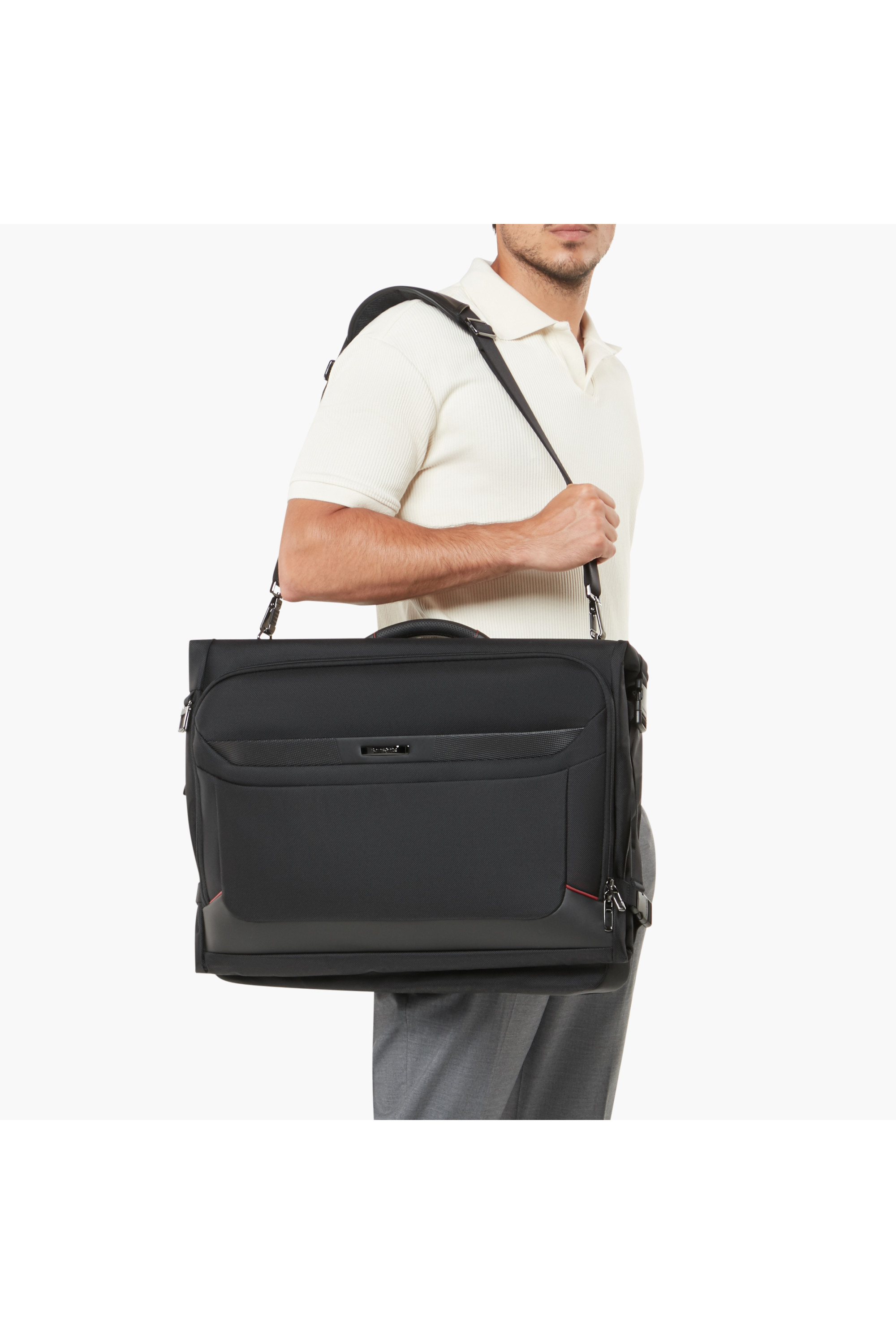 Pro-Dlx 6 Tri-Fold Garment Bag - Samsonite