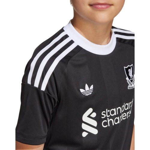 Liverpool 25/26 Kid's Black Goalkeeper Mini-Kit