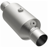 Magnaflow 79316 - 2.50 w/dual O2 5in. Spun Universal Converter