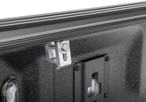 BAK 226303 - 99-07 Ford Super Duty 6ft 9in Bed Flip G2 BAK 226303 - 99-07 Ford Super Duty 6ft 9in Bed Flip G2