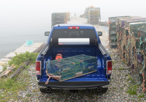 BAK 39426 - 16-20 Toyota Tacoma 5ft Bed Revolver X2