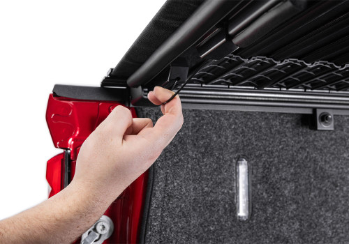 BAK 80303 - 99-07 Ford Super Duty Revolver X4s 6.9ft Bed Cover