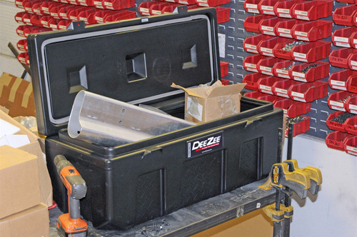 DEE ZEE DZ6535P - Deezee Universal Tool Box - Specialty Utility Chest Plastic 35In