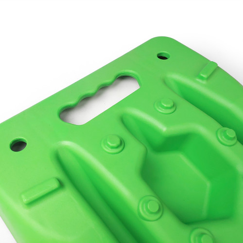 DV8 Offroad RTB1-01GN - Traction Board W/ Bag Green