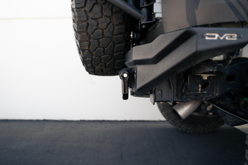 DV8 Offroad UNSK-01GR - Elite Series D-Ring Shackles - Pair (Gray)