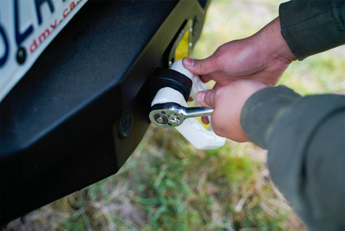 DV8 Offroad UNSK-01WH - Elite Series 3/4in D-Ring Shackles - Pair