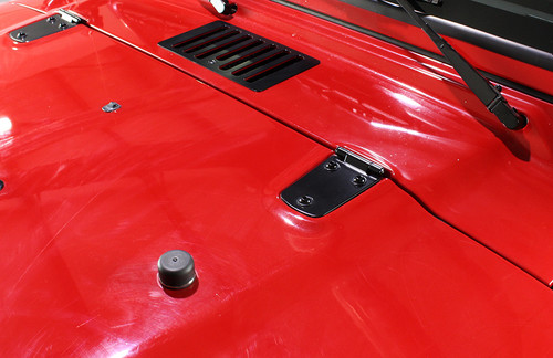 Kentrol 50476 - Jeep TJ Hood Hinge Pair 97-06 Wrangler TJ Powdercoat Black