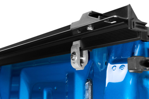 Lund 96062 - Genesis Roll Up Truck Bed Tonneau Cover for 2000-2007 Dodge Dakota; Fits 5 Ft. Bed