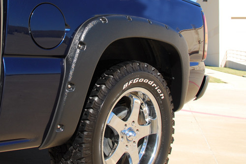 Lund RX130T - 19-22 GM Silverado/Sierra RX-Flat Textured Elite Series Fender Flares w/Black Bolts - Black 4pc