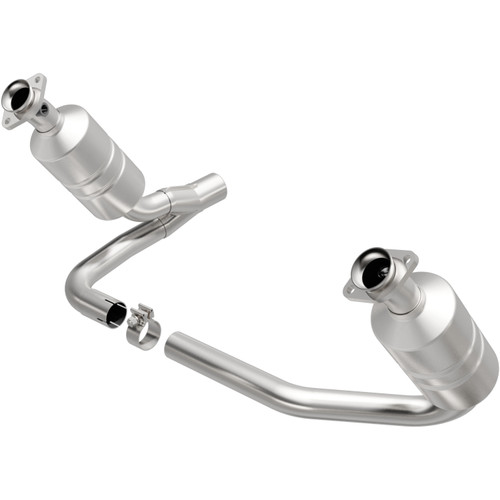 Magnaflow 49849 - Conv DF 07-09 Dodge Dakota 3.7L/4.7L /07-09 Mitsubishi Raider 3.7L Y-Pipe Assembly