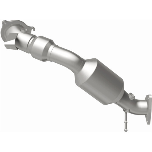 Magnaflow 5551537 - 13-15 Land Rover LR2 2.0L CARB Compliant Direct Fit Catalytic Converter
