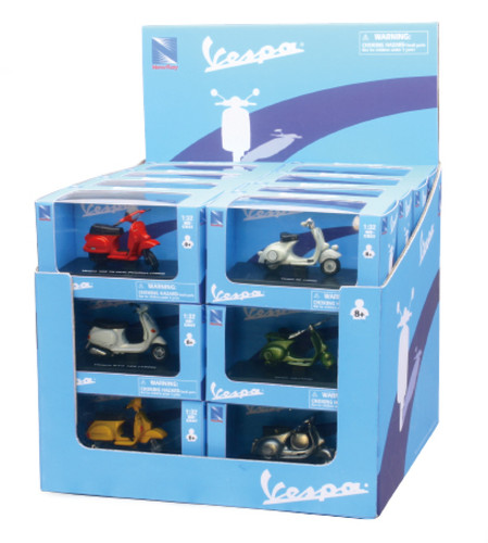New Ray Toys 06047IA - Vespa Series Assortment/ Scale - 1:32