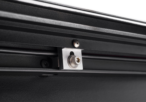 Roll-N-Lock LG530M - 16-18 Toyota Tacoma Crew Cab SB 60-1/2in M-Series Retractable Tonneau Cover