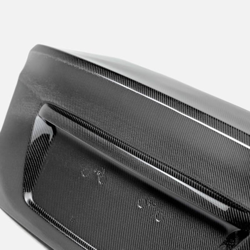 Seibon TL15SBIMP-NE - 15-18 Subaru WRX/STi OEM Carbon Fiber Trunk Lid (No Emblem)