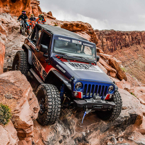 Superwinch 1710201 - 10000 LBS 12V DC 3/8in x 80ft Synthetic Rope SX 10000 Winch