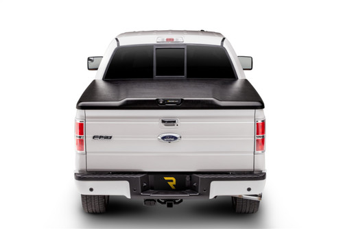 Undercover UC1138 - 14-18 GMC Sierra 1500 (19 Limited) 5.8 ft Elite Bed Cover - Black Textured