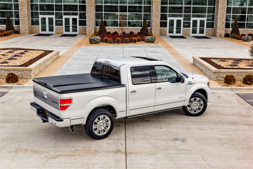 Undercover UC2158 - 15-20 Ford F-150 5.5ft Elite Bed Cover - Black Textured
