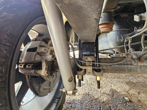 Freedom Offroad FO-F304R - 0-3 Inch Lift Extended Nitro Rear Shocks 04-23 F-150 No Raptor 06-08 Mark LT Freedom Off-Road