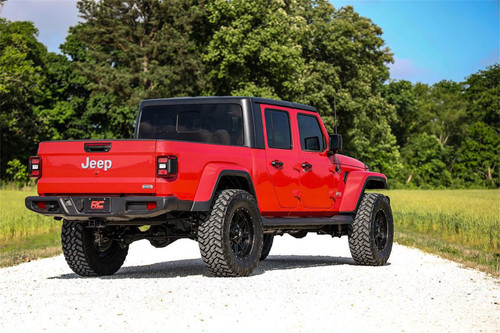 Rough Country 63730 - 3.5 Inch Lift Kit - Spacers - Jeep Gladiator JT 4WD (2020-2023)
