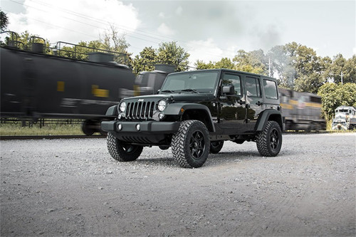 Rough Country 67940 - 2.5 Inch Lift Kit - Coils - M1 - Jeep Wrangler Unlimited 2WD/4WD (2007-2018)