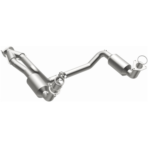 Magnaflow 4651097 - 04-06 Chevrolet Silverado 1500 5.3L Direct Fit Catalytic Converter