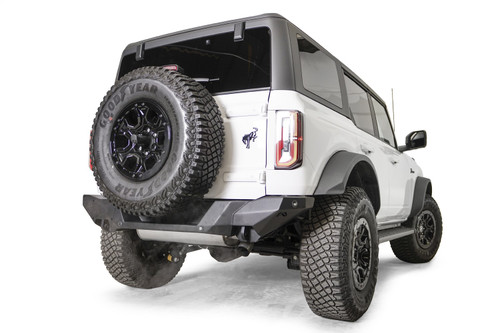 Fab Fours FB21-Y5251-B - Premium Rear Bumper; Uncoated/Paintable;