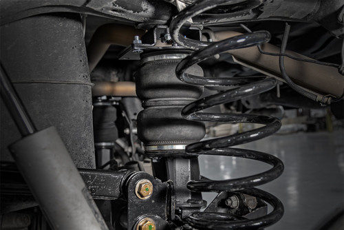 Rough Country 10032WC - Air Spring Kit w/compressor - Wireless Controller - Ram 1500 2WD/4WD (2009-2018 & Classic)