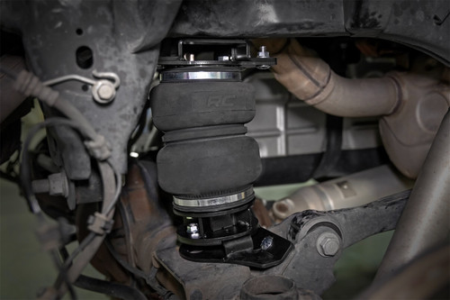Rough Country 10035WC - Air Spring Kit w/compressor - Wireless Controller - Ram 1500 4WD (2019-2025)