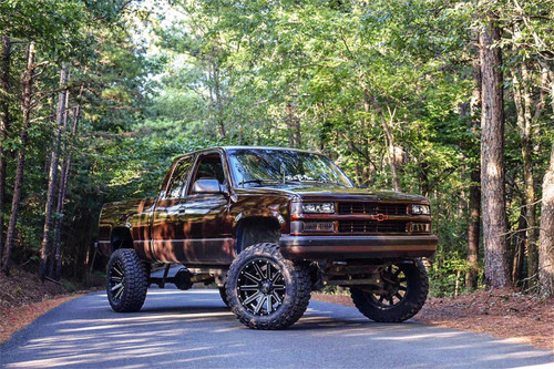 Rough Country 27640 - 6 Inch Lift Kit - M1 - Chevy C1500/K1500 Truck & SUV 4WD (1988-1999)