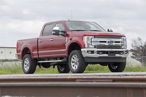 Rough Country 50272 - 3 Inch Lift Kit - V2 - Front Gas Coils - Ford F-250 Super Duty 4WD (17-22)