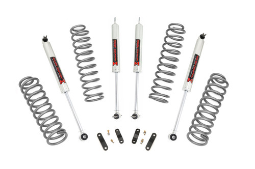 Rough Country 67840 - 2.5 Inch Lift Kit - Coils - M1 - Jeep Wrangler JK 4WD (2007-2018)