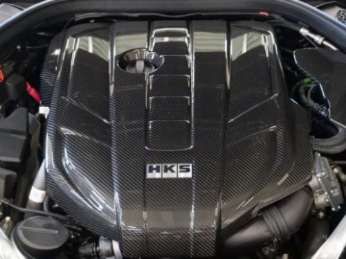 HKS 70026-AT016 - DRY CARBON ENGINE COVER A90 RZ