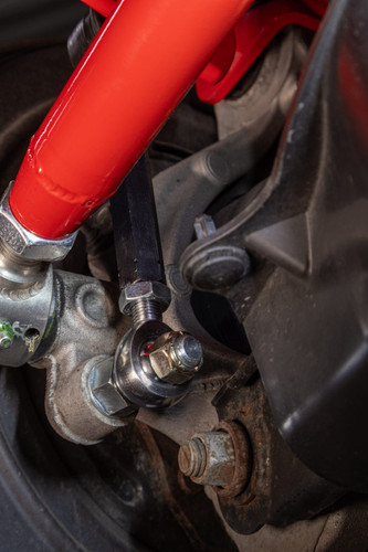 UMI Performance 2549 - UMI 16-24 Chevrolet Camaro Suspension Stabilizer Bar Link - Red