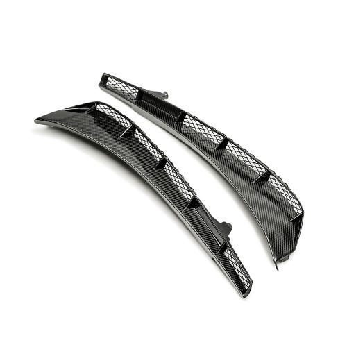 Seibon FD17HDCVR - 17-18 Honda Civic Type-R Carbon Fiber Fender Ducts (Pair)