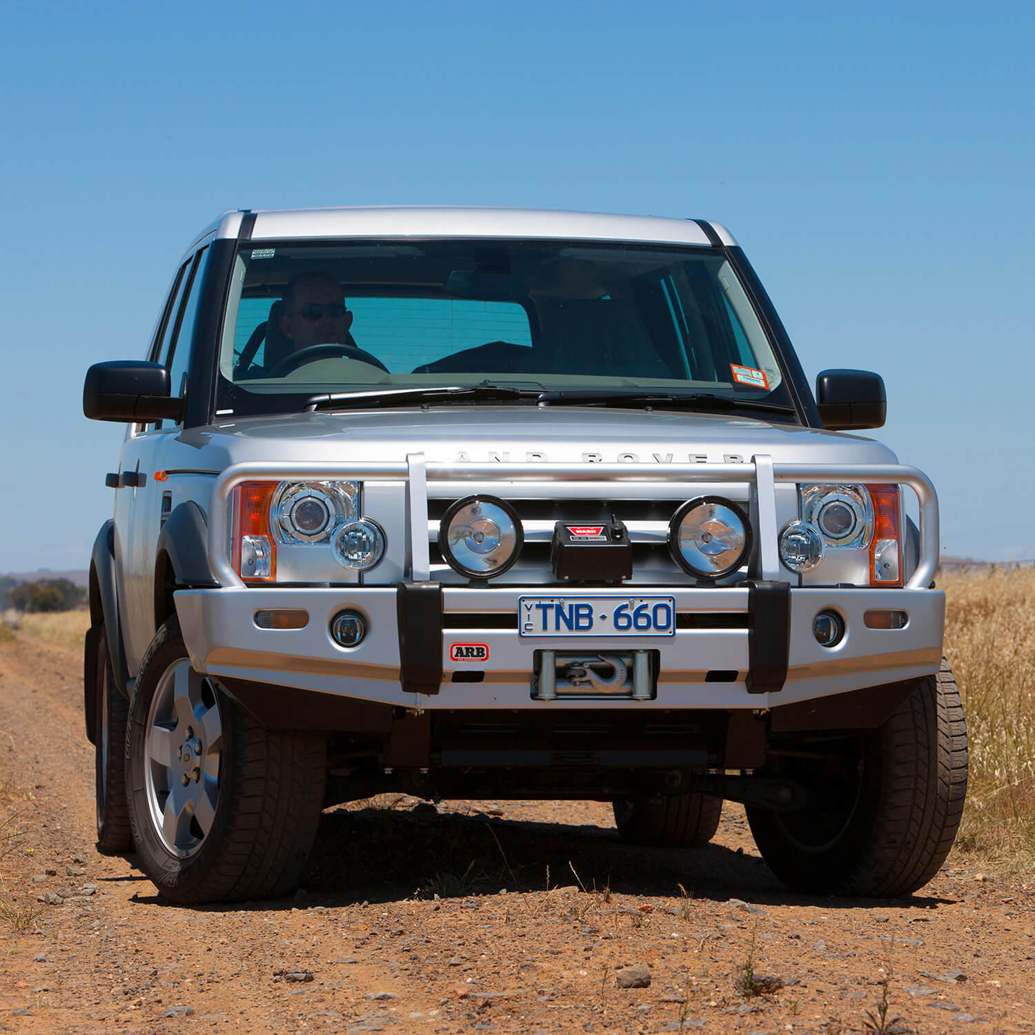 ARB 3232150 - Bullbar Suit Srs Land Rover Lr3 04-09 (Fit Kit NOT Included)
