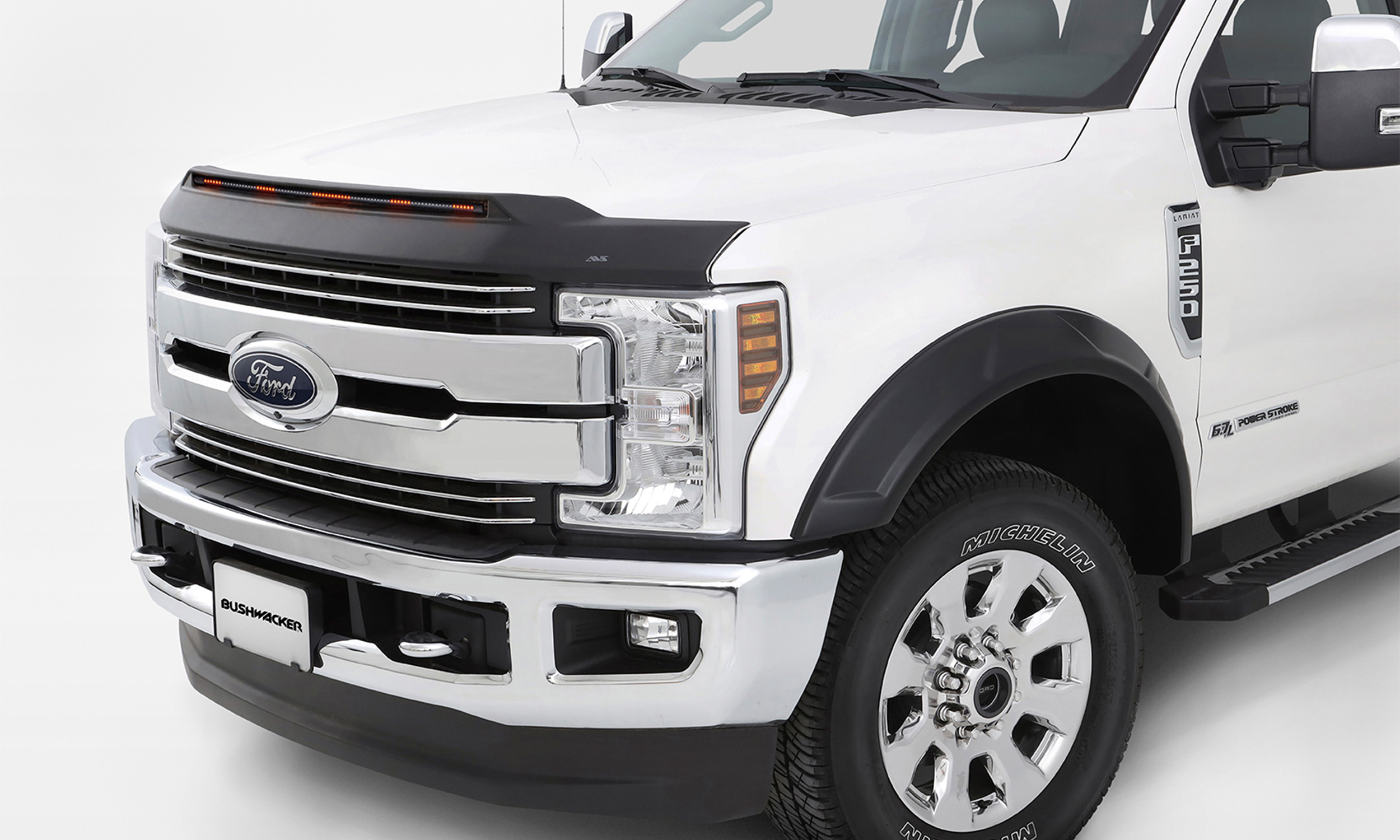 Auto Ventshade (AVS) 953135 - 17-22 Ford F-250/F-350/F-450/F-550 Super Duty Low Profile Aeroskin Lightshield Pro - Black