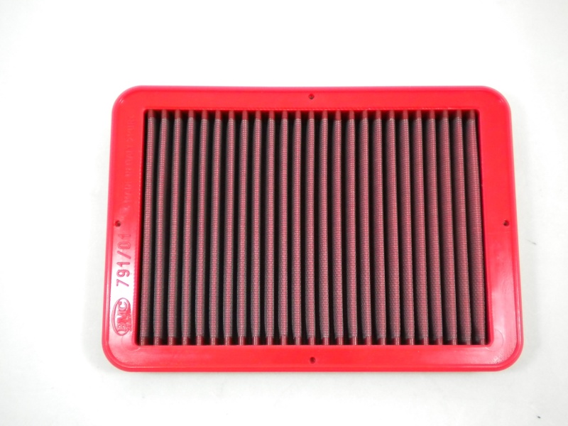 BMC FB791/01 - 2006+ Nissan Navara (D40) 2.5 TD Replacemetn Panel Air Filter