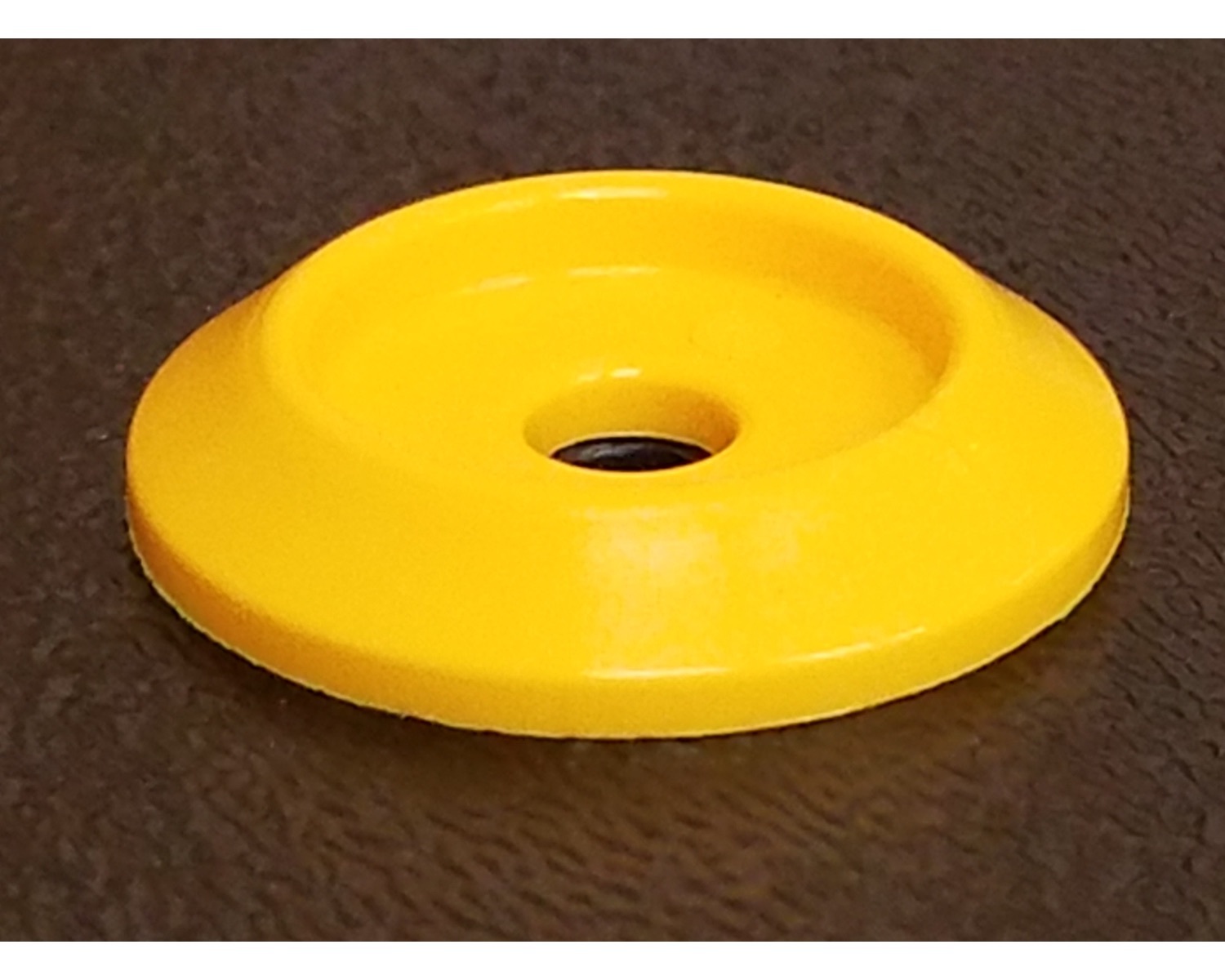 Dominator Racing 1200-B-YE - Body Bolt Kit Yellow Hex Head