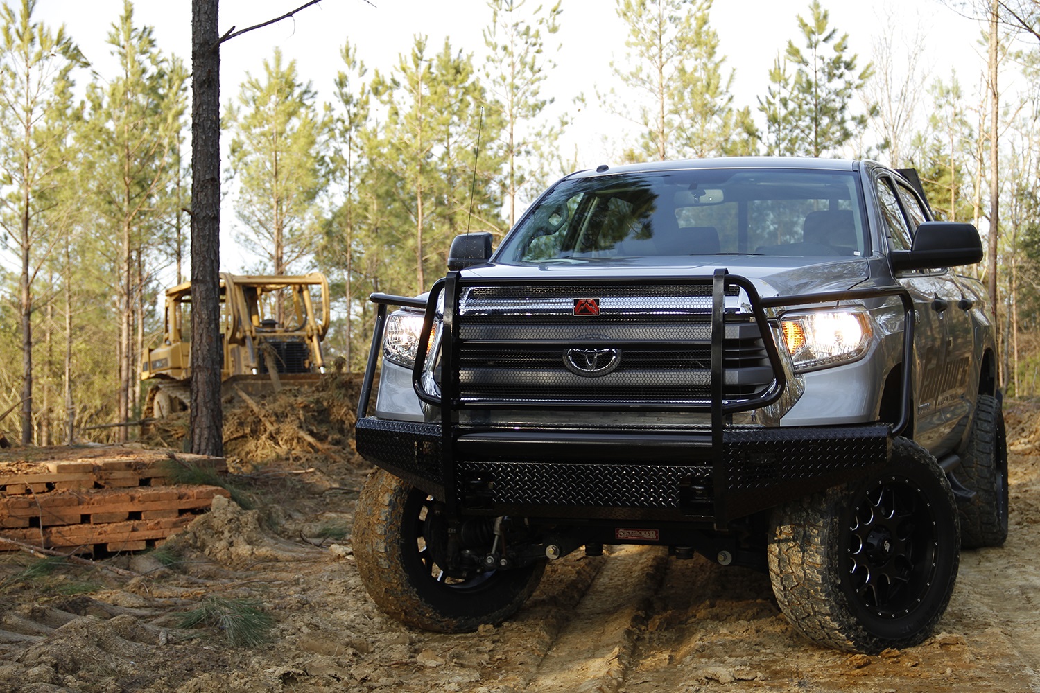 Fab Fours TT14-K2860-1 - Black Steel Front Bumper